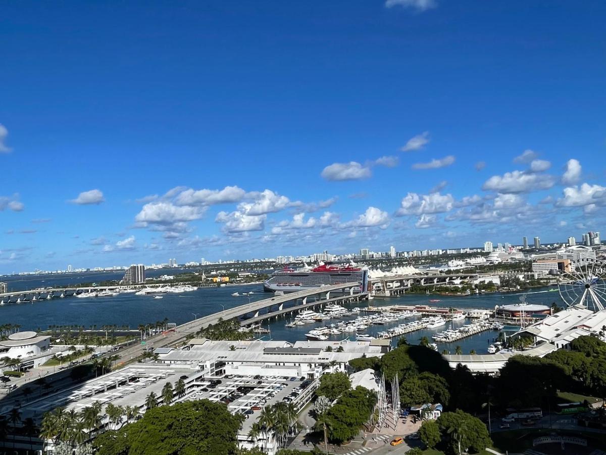 Beautiful Downtown Ocean View. Lägenhet Miami Exteriör bild